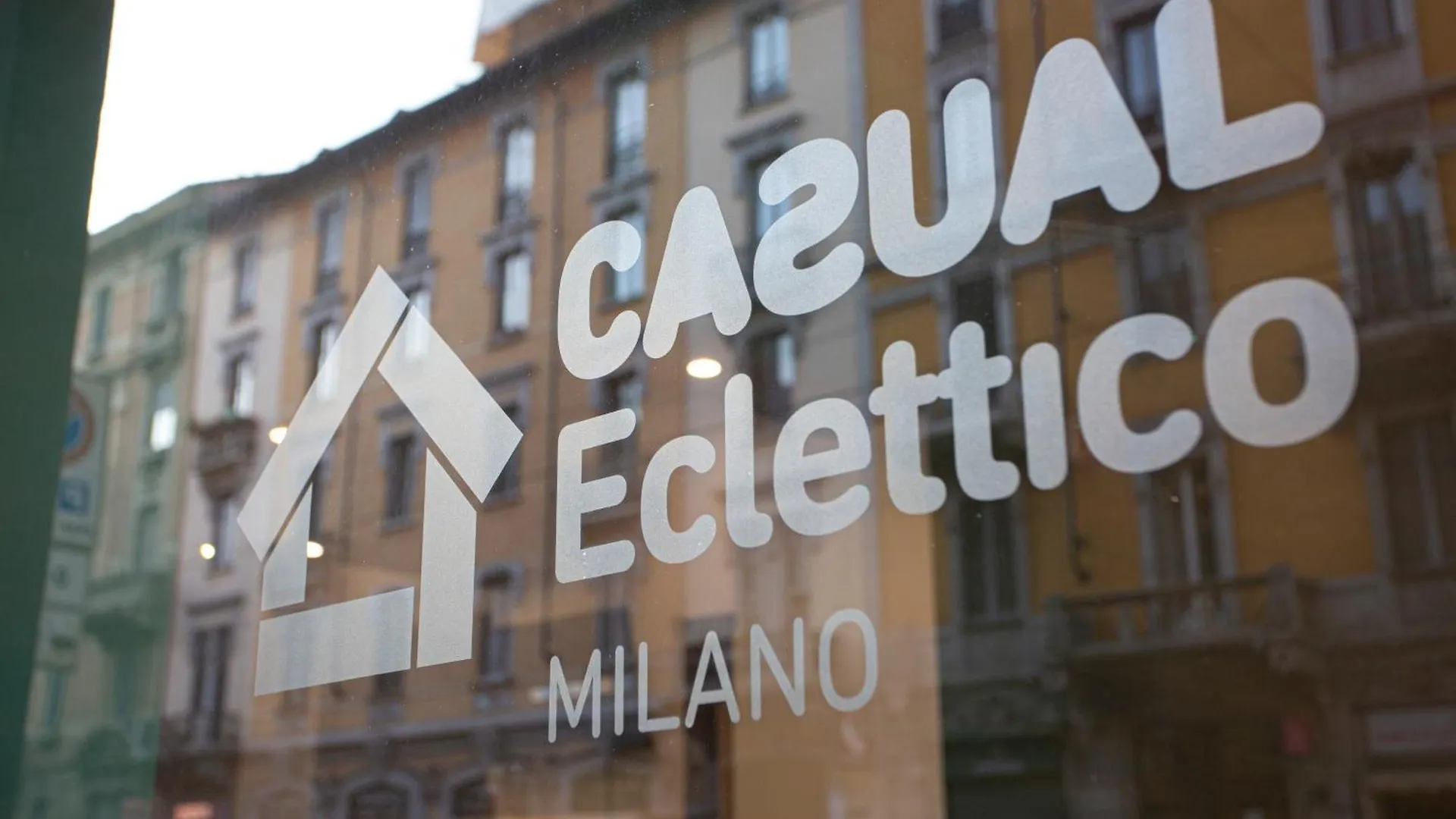 ***  מלון Casual Eclettico Milano איטליה